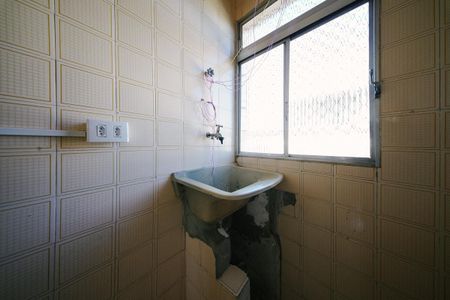 Apartamento para alugar com 46m², 2 quartos e 1 vagaÁrea de Serviço