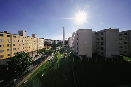 Vista do Quarto 1 de apartamento para alugar com 2 quartos, 46m² em Conjunto Habitacional Padre Manoel da Nobrega, São Paulo