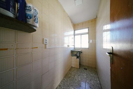 Apartamento para alugar com 46m², 2 quartos e 1 vagaÁrea de Serviço
