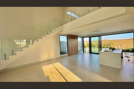 Sala de casa de condomínio à venda com 3 quartos, 225m² em Residencial Jatibela, Campinas