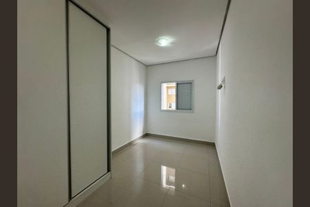 Apartamento para alugar com 70m², 2 quartos e 1 vagaSuíte