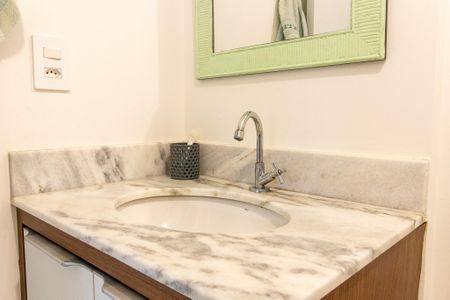 Apartamento para alugar com 53m², 2 quartos e 1 vaga Apartamento para alugar com 53m², 2 quartos e 1 vagaBanheiro