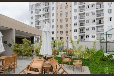 Apartamento à venda com 43m², 2 quartos e 1 vaga Apartamento à venda com 43m², 2 quartos e 1 vagaÁrea externa