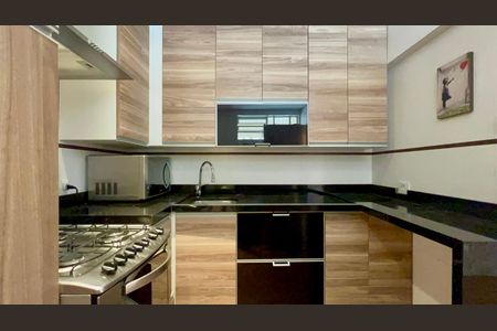 Apartamento à venda com 90m², 2 quartos e 1 vagaCozinha