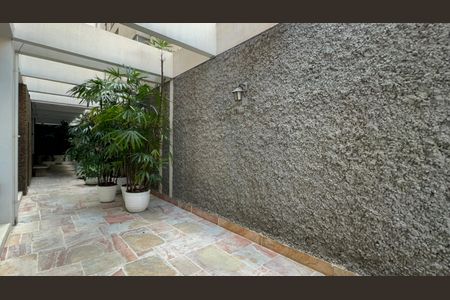 Apartamento à venda com 90m², 2 quartos e 1 vagaEntrada