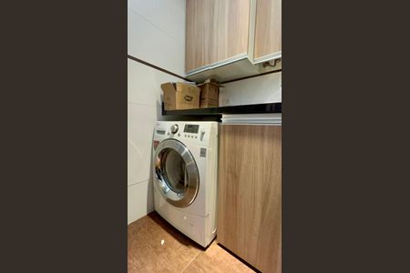 Apartamento à venda com 90m², 2 quartos e 1 vagaÁrea de Serviço