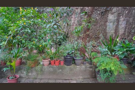 Apartamento à venda com 48m², 2 quartos e sem vagaÁrea comum