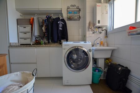 Apartamento à venda com 139m², 3 quartos e 2 vagasAREA DE SERVIÇO