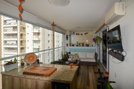 Apartamento à venda com 139m², 3 quartos e 2 vagasVARANDA