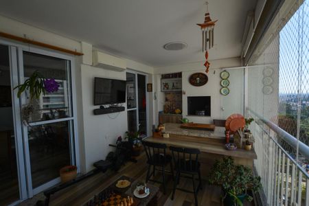 Apartamento à venda com 139m², 3 quartos e 2 vagasVARANDA