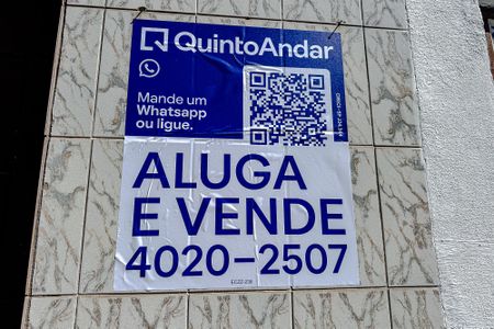 Apartamento à venda com 200m², 3 quartos e 1 vaga Apartamento à venda com 200m², 3 quartos e 1 vagaPlaca