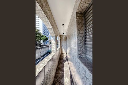 Apartamento à venda com 200m², 3 quartos e 1 vaga Apartamento à venda com 200m², 3 quartos e 1 vagaVaranda do Quarto 2