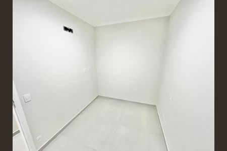 Casa à venda com 123m², 3 quartos e 2 vagasQuarto 2