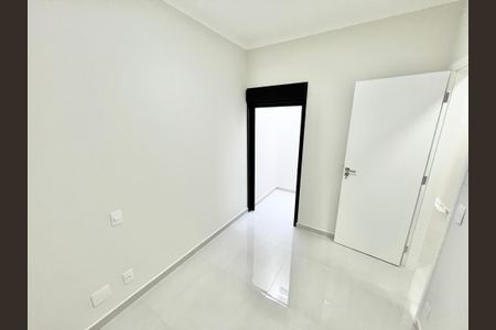 Casa à venda com 123m², 3 quartos e 2 vagasQuarto 2