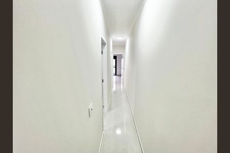 Casa à venda com 123m², 3 quartos e 2 vagasCorredor