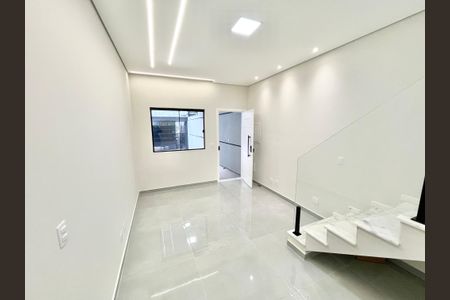 Casa à venda com 123m², 3 quartos e 2 vagasSala
