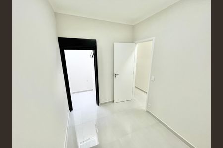 Casa à venda com 123m², 3 quartos e 2 vagasQuarto 2