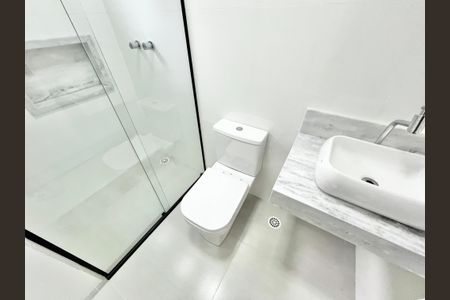 Casa à venda com 123m², 3 quartos e 2 vagasBanheiro da Suíte
