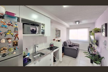 Sala/Cozinha e Área de serviço  de apartamento para alugar com 1 quarto, 28m² em Bom Retiro, São Paulo
