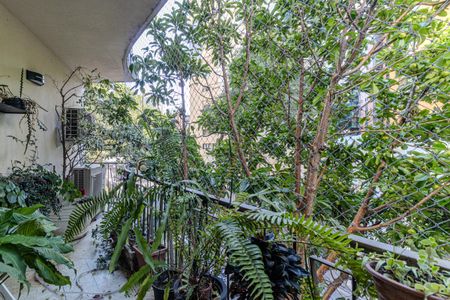 Apartamento para alugar com 346m², 4 quartos e 3 vagas Apartamento para alugar com 346m², 4 quartos e 3 vagasVaranda da Suíte 2