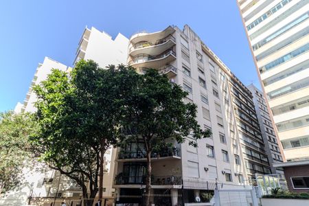 Apartamento para alugar com 346m², 4 quartos e 3 vagas Apartamento para alugar com 346m², 4 quartos e 3 vagasFachada