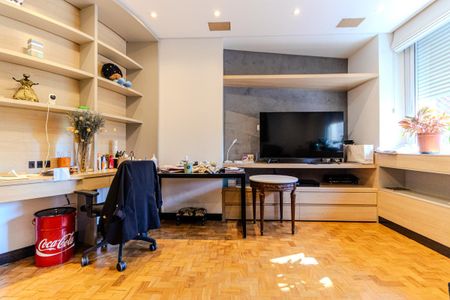 Apartamento para alugar com 346m², 4 quartos e 3 vagas Apartamento para alugar com 346m², 4 quartos e 3 vagasQuarto 1