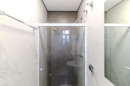Apartamento para alugar com 346m², 4 quartos e 3 vagas Apartamento para alugar com 346m², 4 quartos e 3 vagasBanheiro da Suíte 1