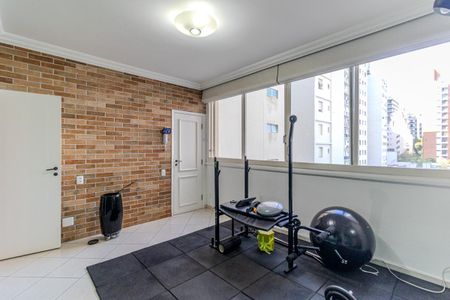 Apartamento para alugar com 346m², 4 quartos e 3 vagas Apartamento para alugar com 346m², 4 quartos e 3 vagasQuarto de Serviço