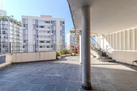 Apartamento para alugar com 346m², 4 quartos e 3 vagas Apartamento para alugar com 346m², 4 quartos e 3 vagasSalão de Festas