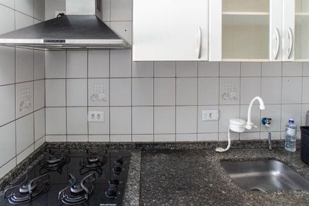 Apartamento à venda com 59m², 2 quartos e 1 vaga Apartamento à venda com 59m², 2 quartos e 1 vagaCozinha e Área de Serviço