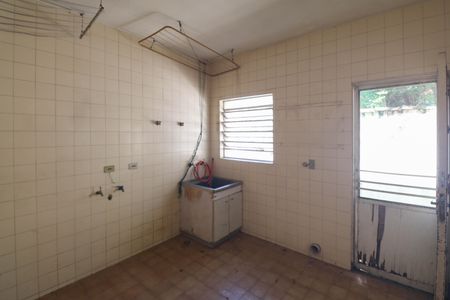 Casa para alugar com 285m², 3 quartos e 6 vagasÁrea de Serviço