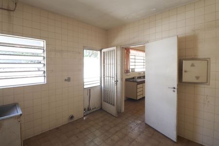 Casa para alugar com 285m², 3 quartos e 6 vagasÁrea de Serviço