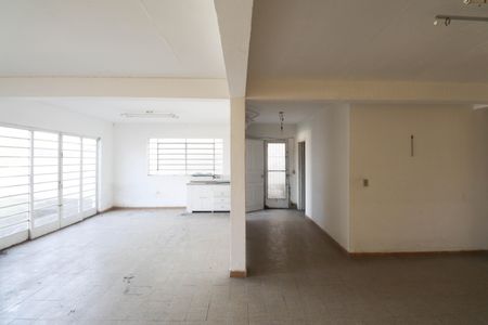 Casa para alugar com 285m², 3 quartos e 6 vagasÁrea comum