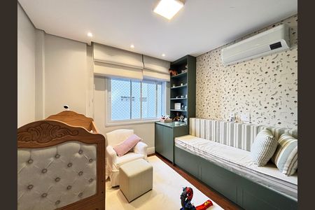 Apartamento à venda com 154m², 3 quartos e 2 vagas