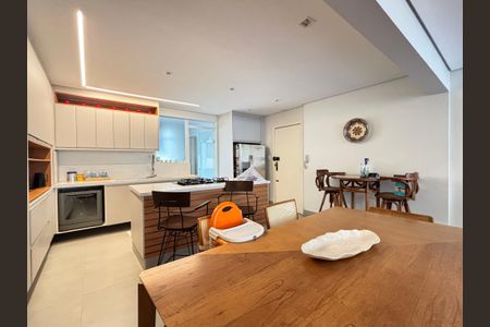 Apartamento à venda com 154m², 3 quartos e 2 vagas Apartamento à venda com 154m², 3 quartos e 2 vagasSala/Cozinha