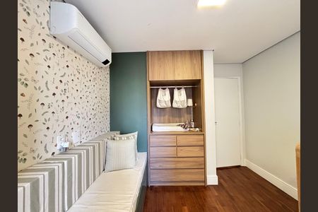 Apartamento à venda com 154m², 3 quartos e 2 vagas Apartamento à venda com 154m², 3 quartos e 2 vagasQuarto 1