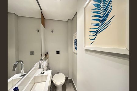 Apartamento à venda com 154m², 3 quartos e 2 vagas Apartamento à venda com 154m², 3 quartos e 2 vagasLavabo