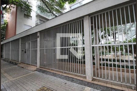 Apartamento à venda com 154m², 3 quartos e 2 vagas Apartamento à venda com 154m², 3 quartos e 2 vagasFachada