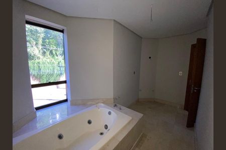 Apartamento à venda com 277m², 3 quartos e 2 vagasBanheiro