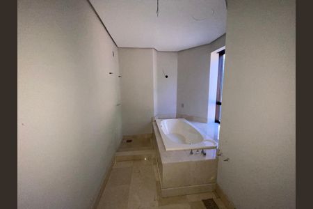 Apartamento à venda com 277m², 3 quartos e 2 vagasBanheiro