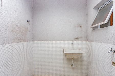 Casa à venda com 64m², 2 quartos e 1 vaga Casa à venda com 64m², 2 quartos e 1 vagaÁrea de Serviço