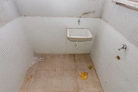 Casa à venda com 64m², 2 quartos e 1 vaga Casa à venda com 64m², 2 quartos e 1 vagaÁrea de Serviço
