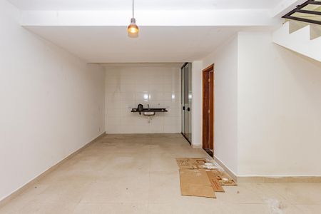 Casa à venda com 64m², 2 quartos e 1 vaga Casa à venda com 64m², 2 quartos e 1 vagaSala