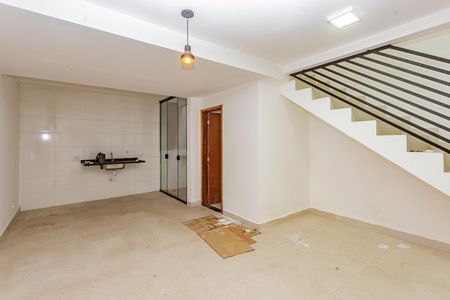 Casa à venda com 64m², 2 quartos e 1 vaga Casa à venda com 64m², 2 quartos e 1 vagaSala