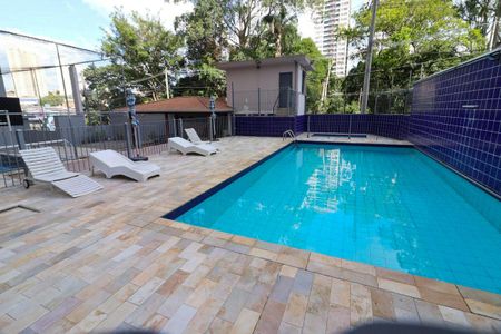 Apartamento à venda com 120m², 3 quartos e 1 vaga Apartamento à venda com 120m², 3 quartos e 1 vagaÁrea comum - Piscina
