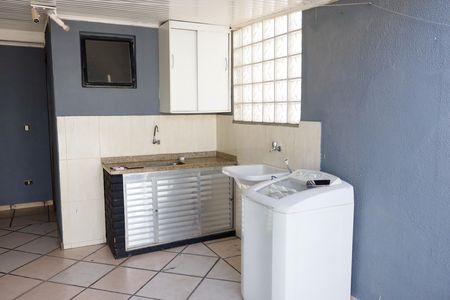 Apartamento à venda com 120m², 3 quartos e 1 vaga Apartamento à venda com 120m², 3 quartos e 1 vagaLavanderia