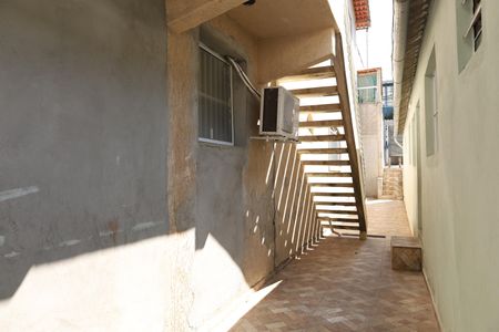Casa para alugar com 40m², 2 quartos e 1 vagaQuintal