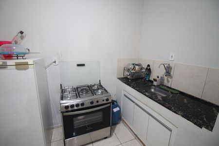 Casa à venda com 240m², 2 quartos e 2 vagasCozinha