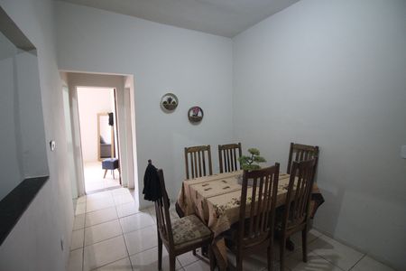 Casa à venda com 240m², 2 quartos e 2 vagasCopa