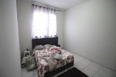 Casa à venda com 240m², 2 quartos e 2 vagasQuarto 2